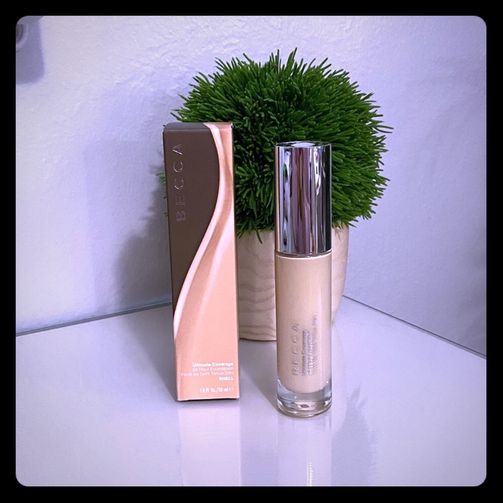 BECCA ultimate coverage 24 hour wear foundation